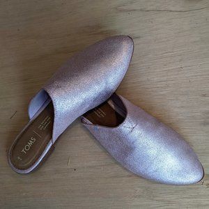Toms Jutti Metalic Leather Mules